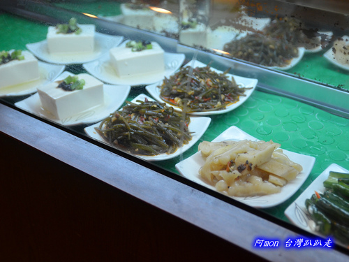 中式,便當,古早飯堂,台中,小菜,燒肉飯,美村路,西區,魯肉飯